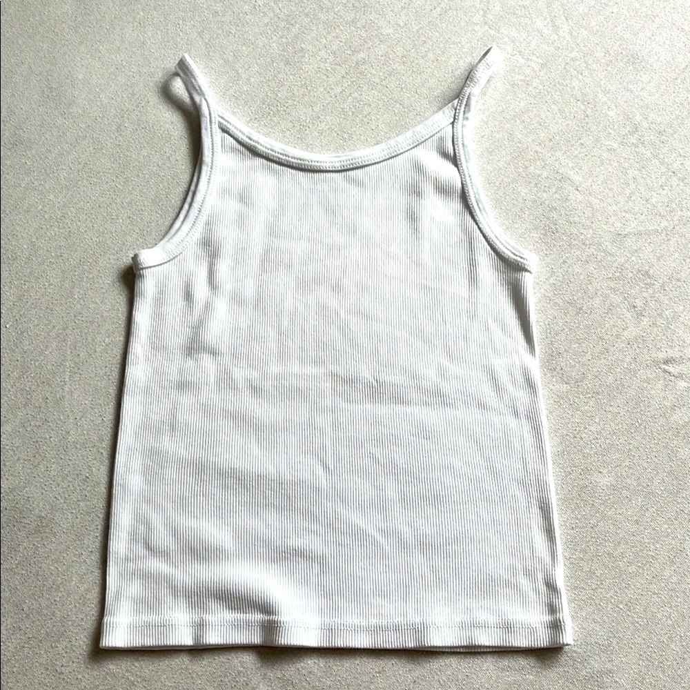 Brandy Melville, White Ribbed Tank Top, 100% cotton, One Size - Picture 2 of 10